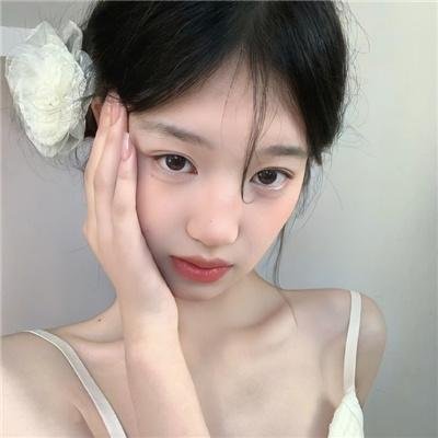 《人细鬼大春心动》